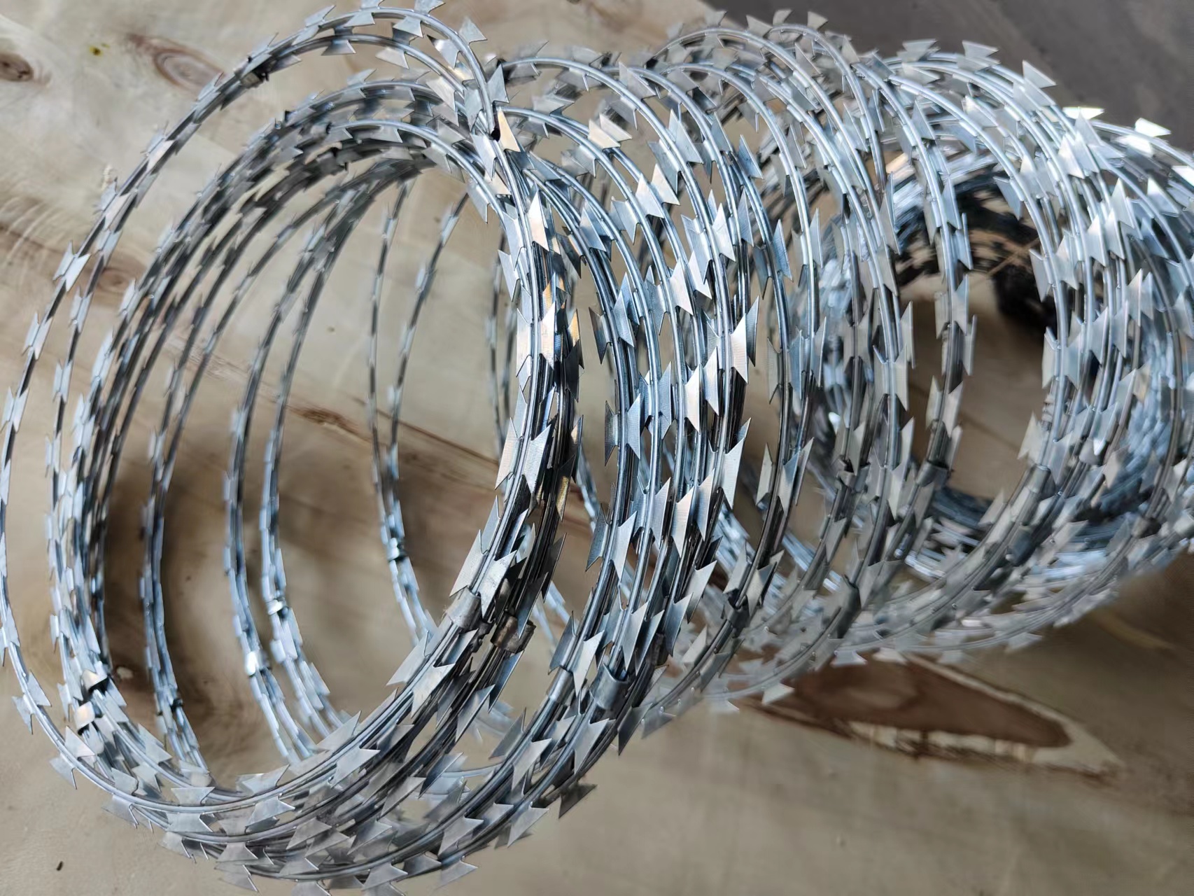 Iron Galvanized Fencing Razor Barbed Wire for Safety Protection