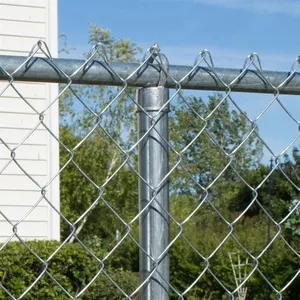 Green or Black Vinyl Coated Chain Link Garden Fence